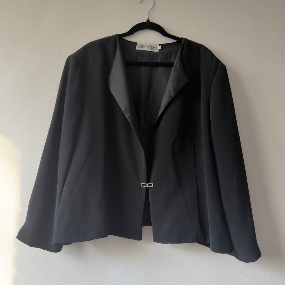 Cameron Blake‎ by Mon Cheri Black Evening Jacket Rhinestone Buckle Size 24
